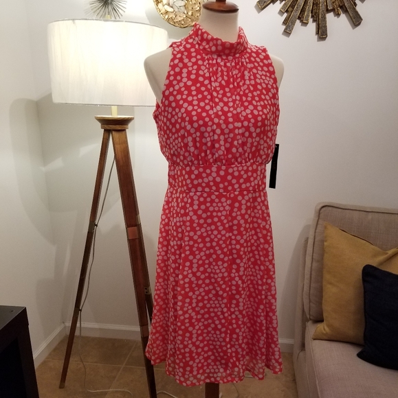 Dresses & Skirts - I LE Red polkadot dress